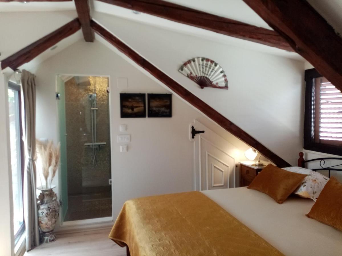 Apartments & Rooms Trogir Stars Free Parking エクステリア 写真